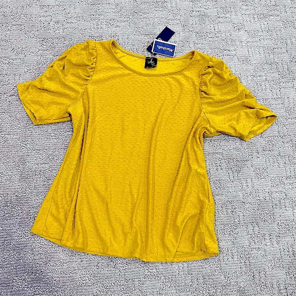 Shirt sleeve textured top size XL